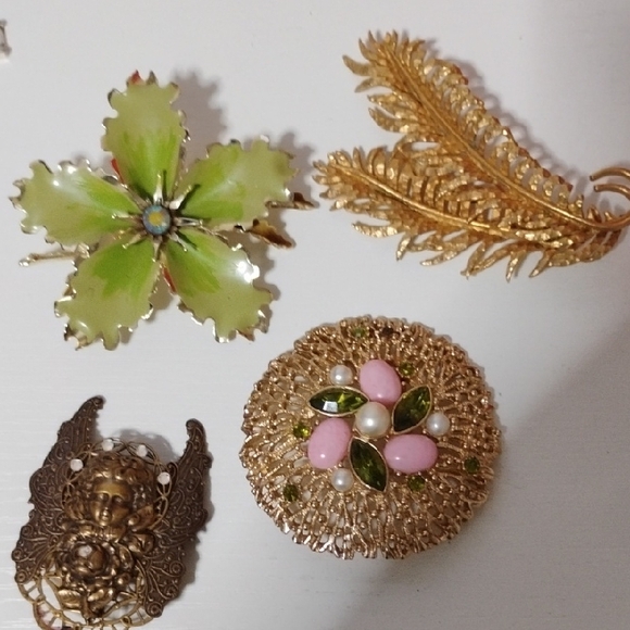 Jewelry - Vintage Gold and Green Floral Brooch Collection